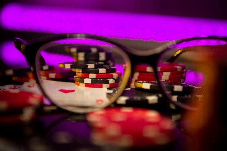 Tampilan sesi Pretty Gaming dengan pemain, dealer, dan opsi taruhan di kairitoto